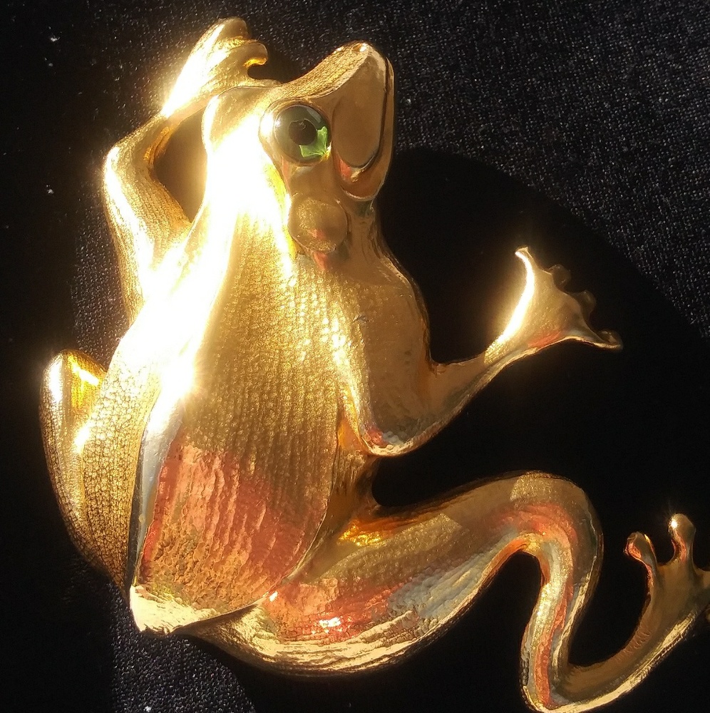 Christopher Ross vintage belt buckle Used.